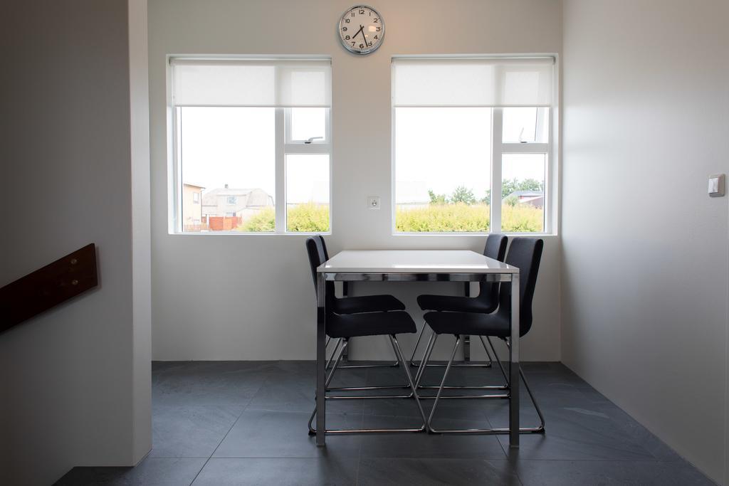 Sandgerði Graystone Guesthouse מראה חיצוני תמונה